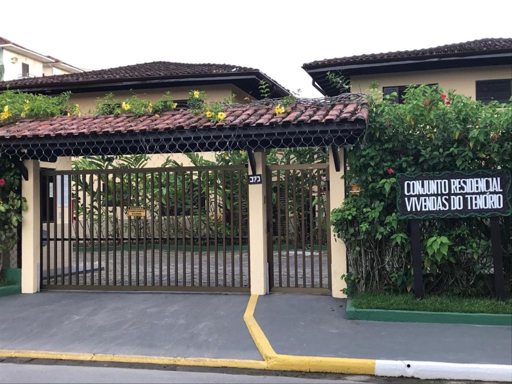 2 Dorms Tenorio Pe Areia Apartamento